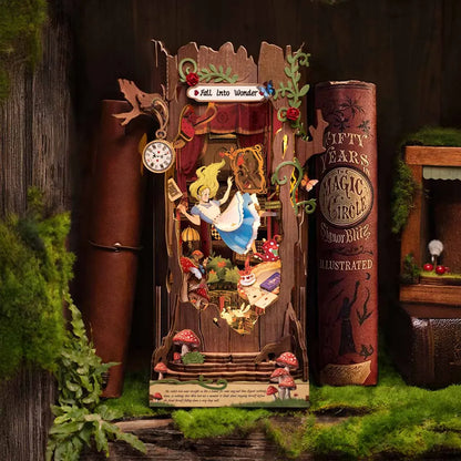 Alice in Wonderland Book Nook