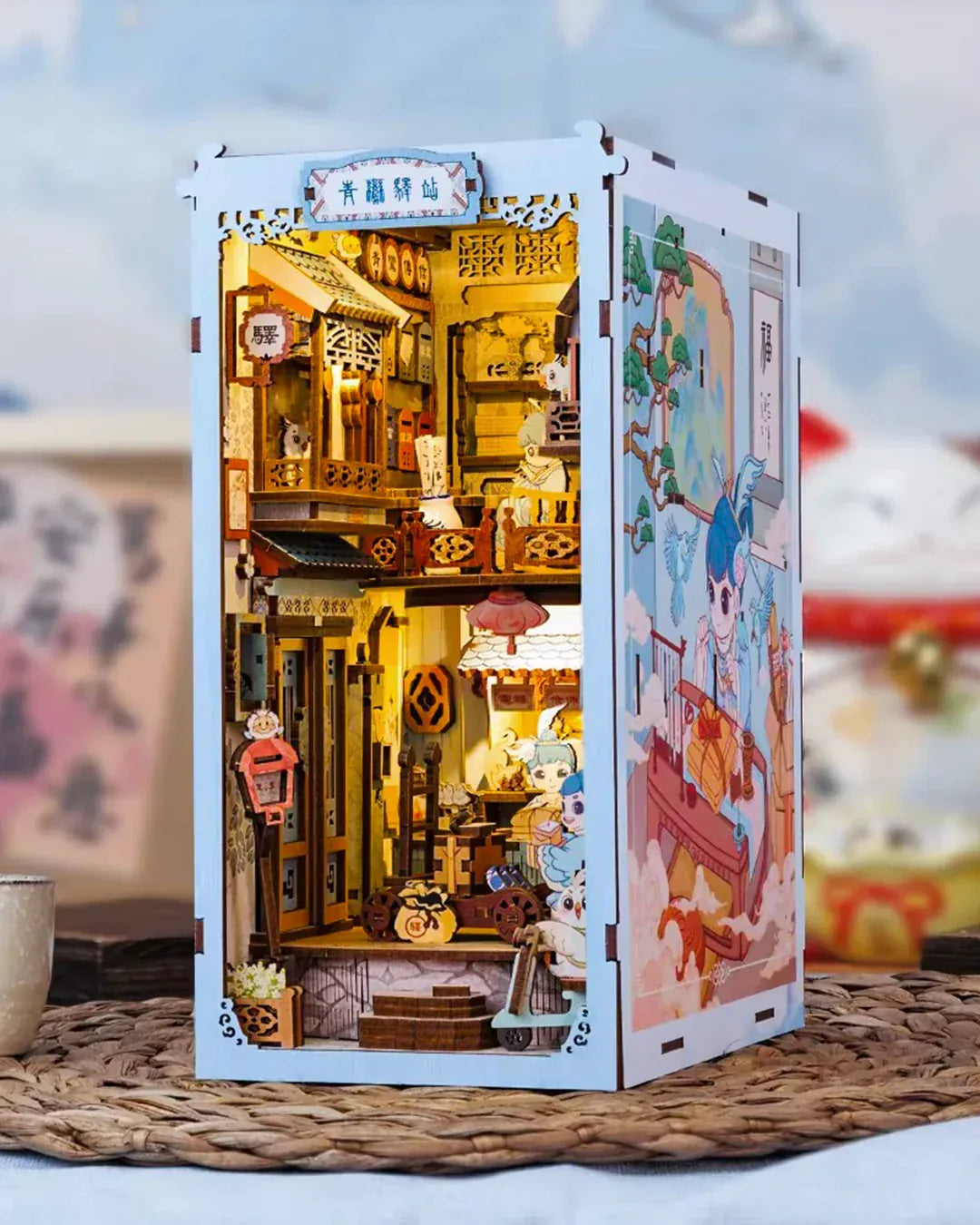 Azure Phoenix Lodge Book Nook (348 pcs)