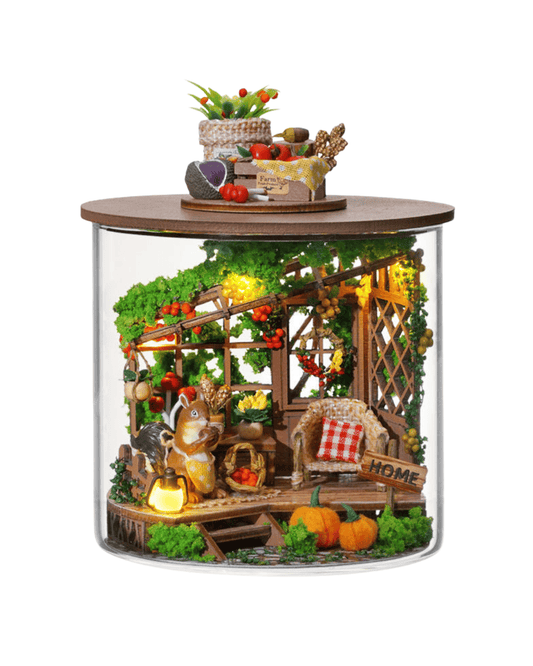 Book Nook Abundant Moment avec Écureuil (Édition Cloche)