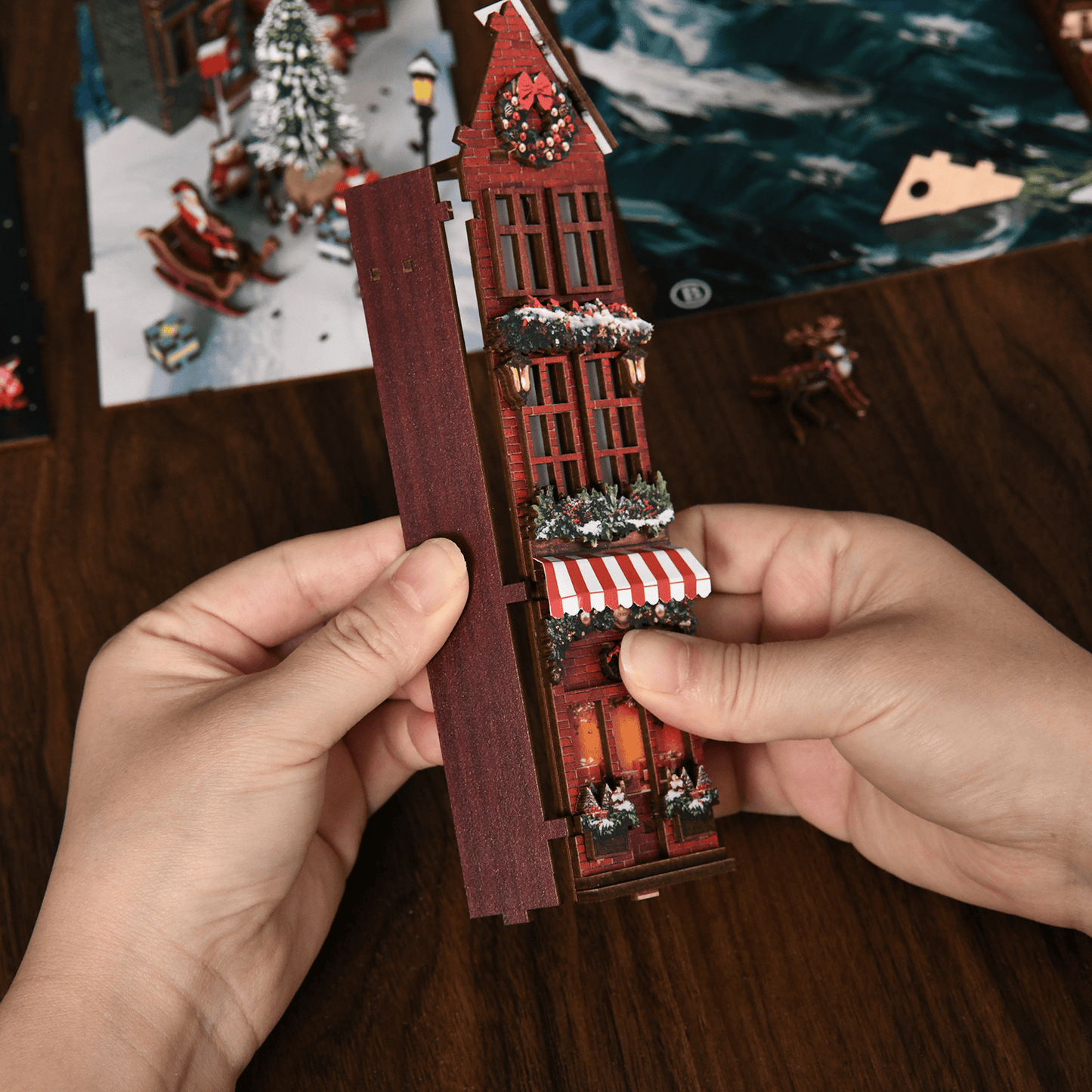 Book Nook Christmas Street Corner - 296 pcs