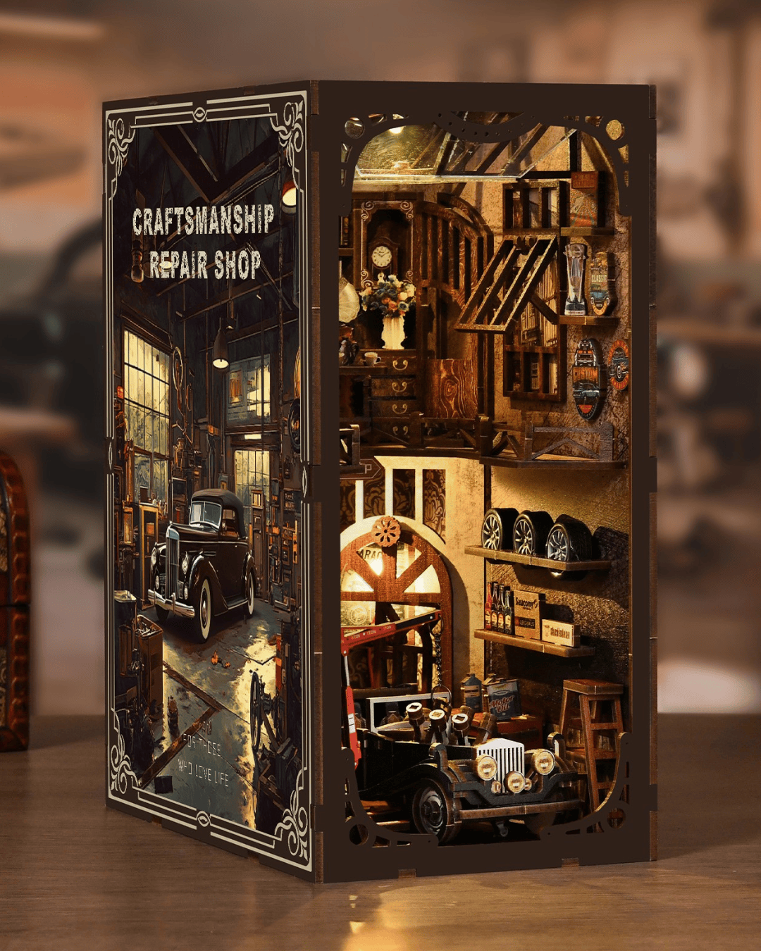 Book Nook Craftmanship Repair Shop - 374 pcs