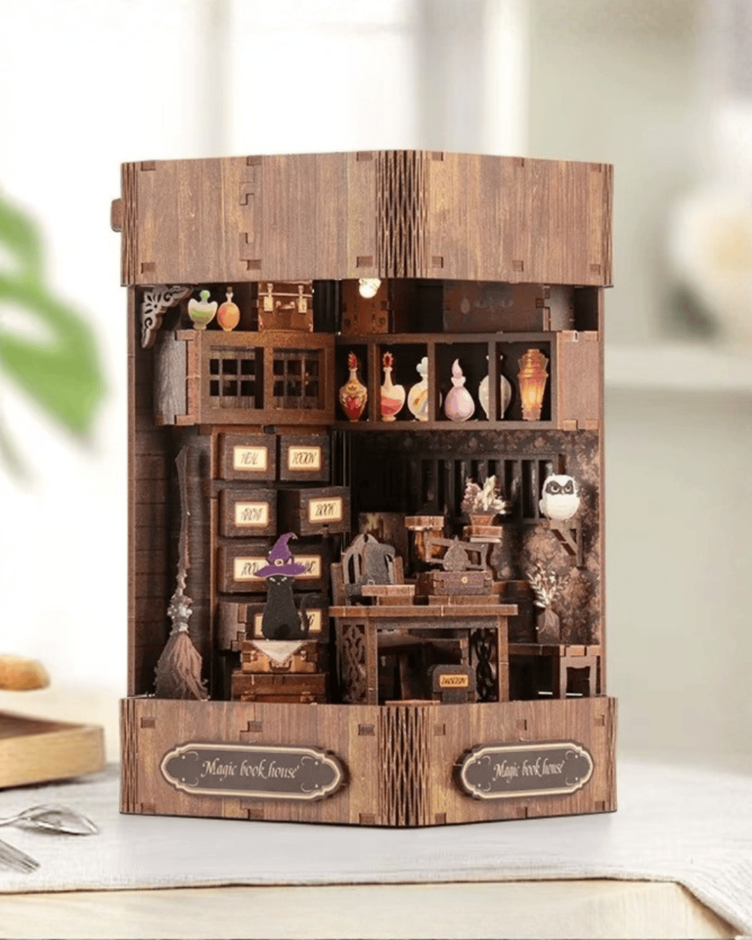 Book Nook Magic Book House (Witch's House) - 149 pcs