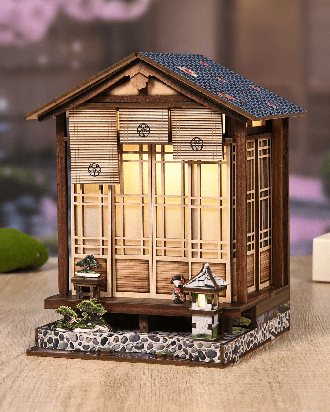 Book Nook Moss-Lantern Harmony Garden (Japanese Garden)