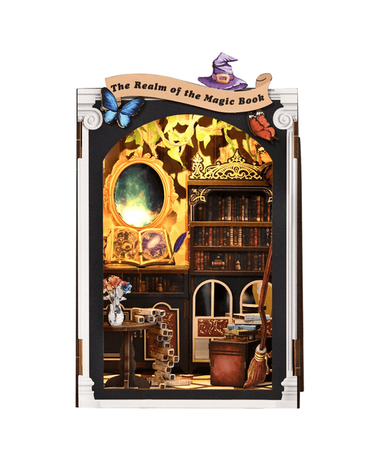 Book Nook The Realm of the Magic Book - 133 pieces