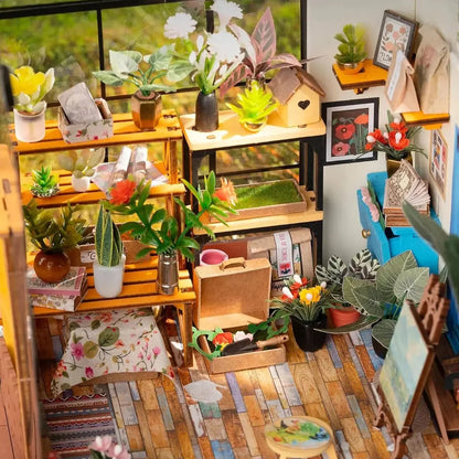 Cathy's Flower House Book Nook - inside details