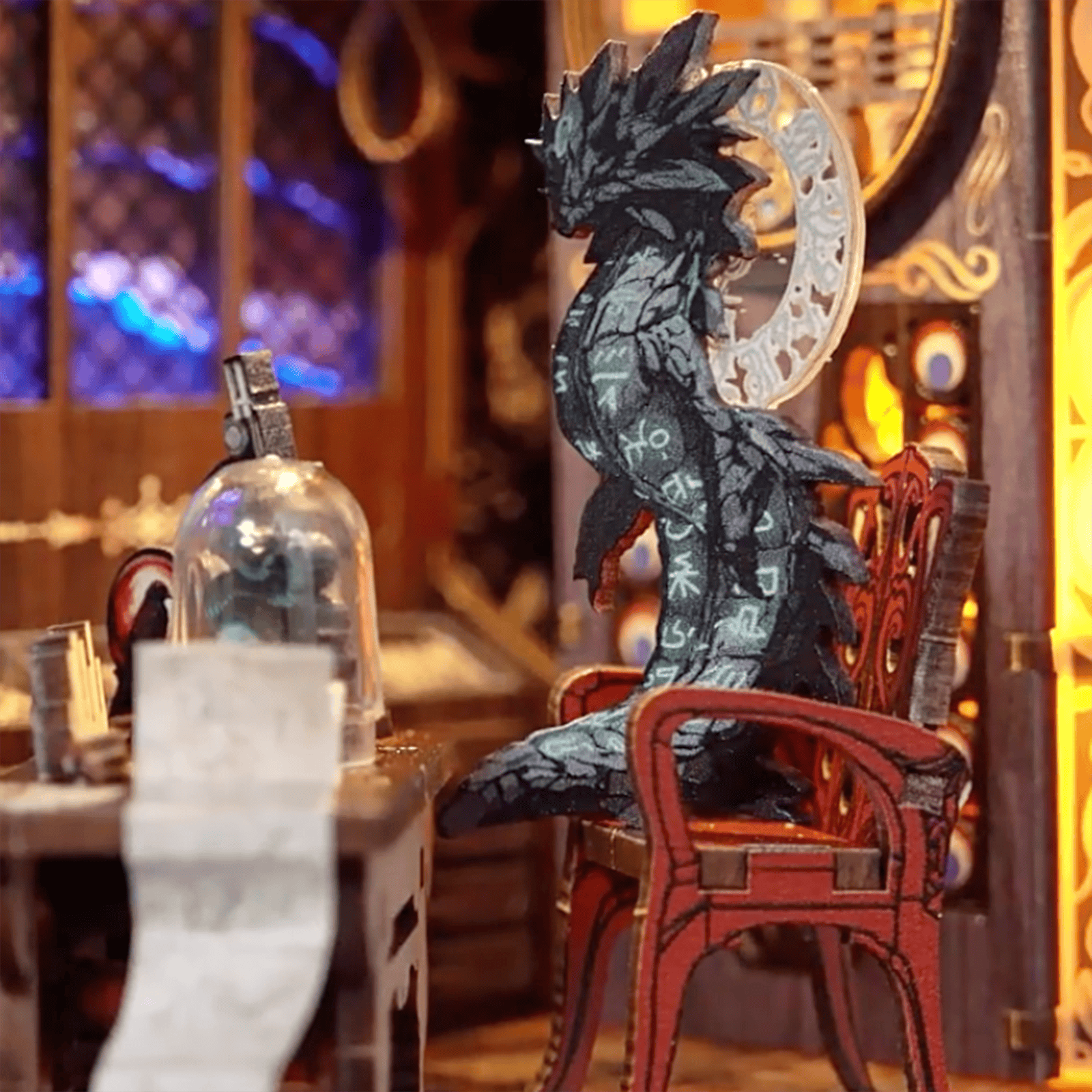 Chamber of Exotic Beasts Book Nook - 305 Pieces