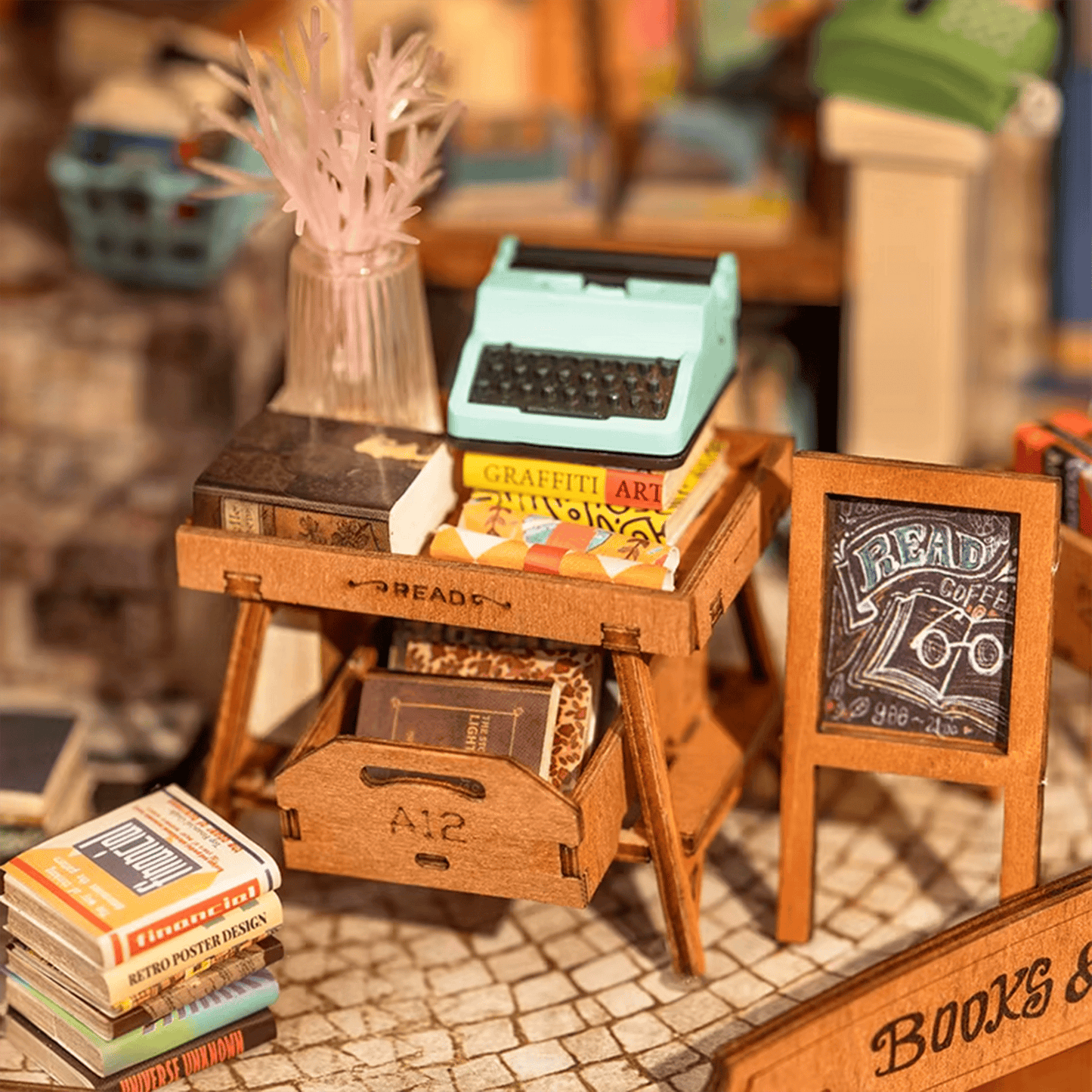 Corner Bookstore Miniature House - Easy, 108 Pieces