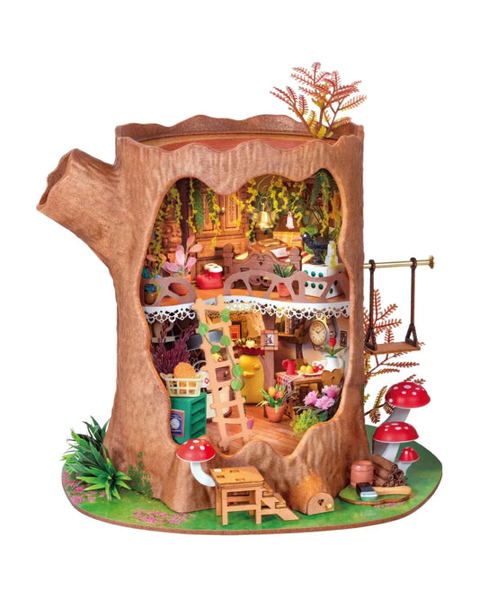 Fairytale Tree House Book Nook - front view