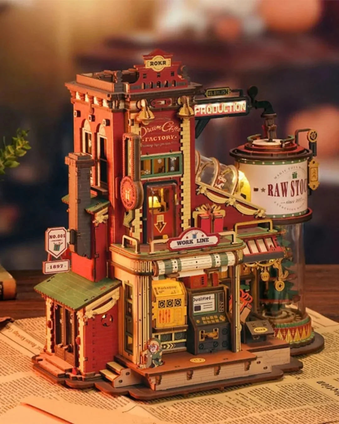Gift Factory Book Nook - side view