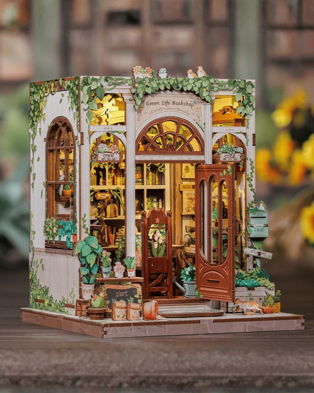 Green Life Bookshop Minaiture Dollhouse Kit