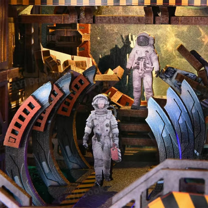 Interstellar Home Book Nook - 220 Pieces