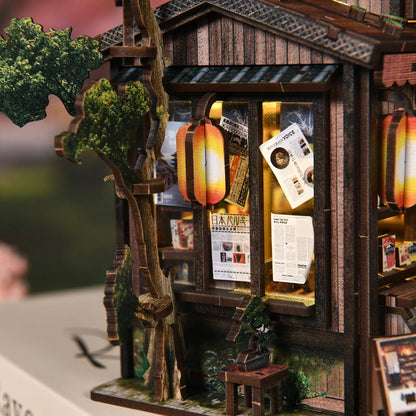 Kasuga Grocery Store Book Nook - pine tree and lanterns