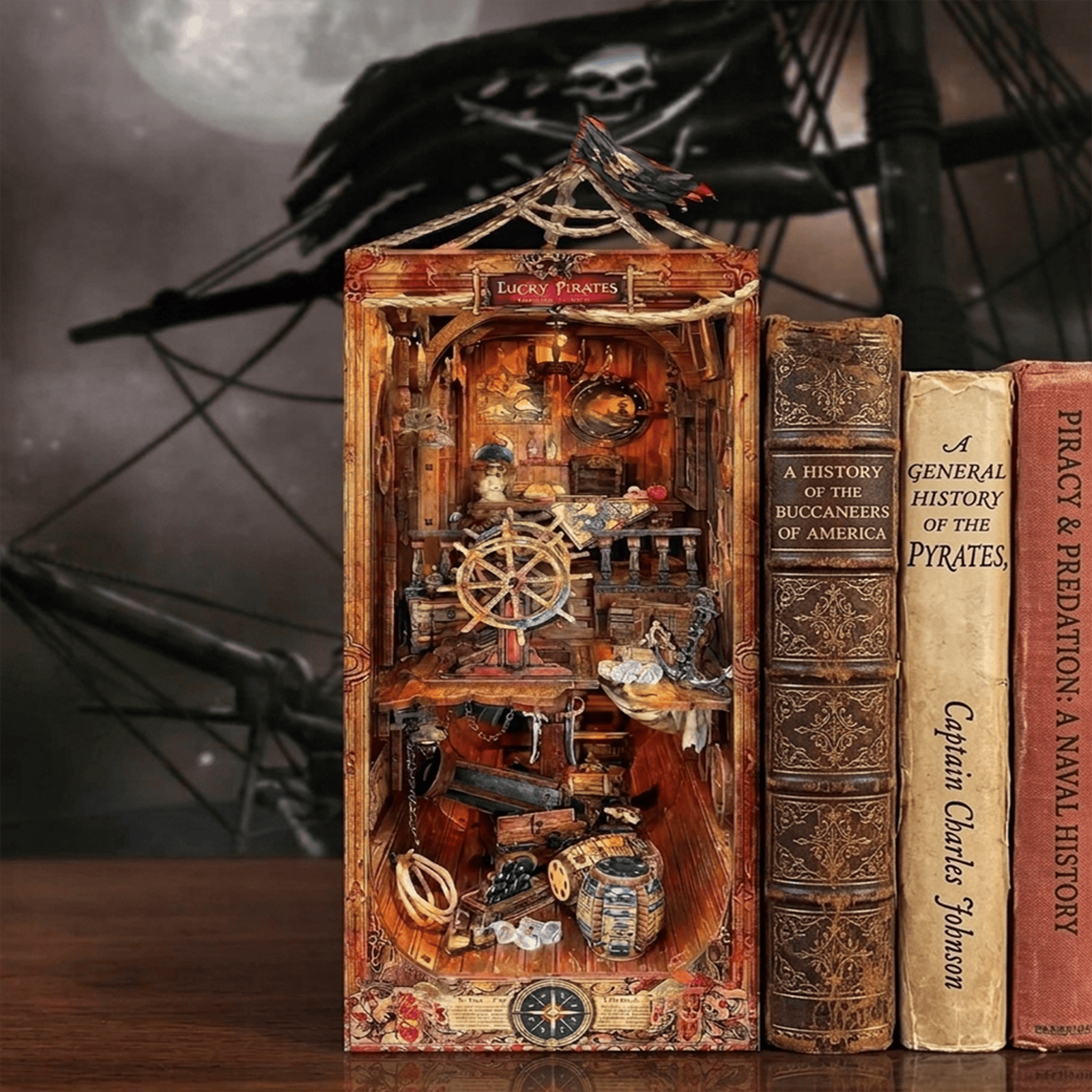 Lucky Pirates Book Nook - Pirate Ship, 288 pcs