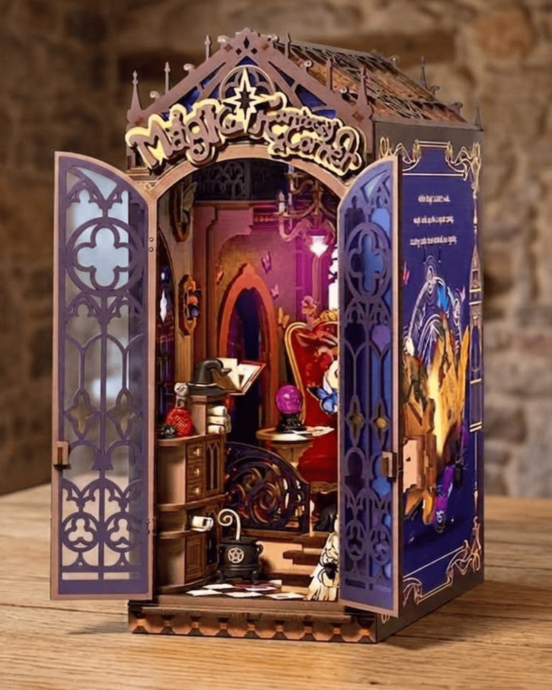 Magic Fantasy Corner Book Nook - Witch Den | 185 pcs