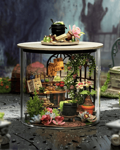 Magic Garden Miniature House (Bell Jar Edition)