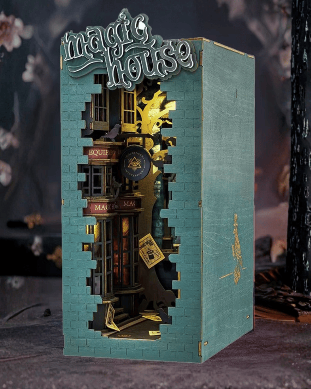 Magic House Book Nook - Magic Alley, 216 pcs