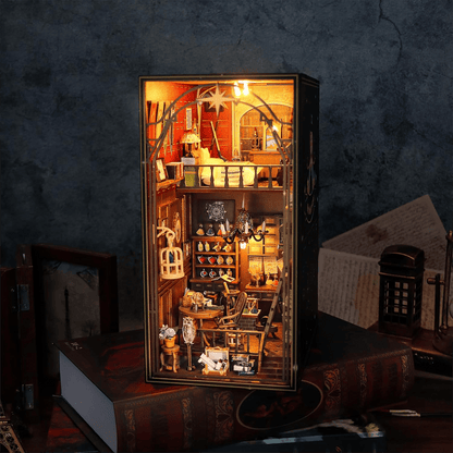 Mira Magic House Book Nook - Witch Workshop | 216 pcs