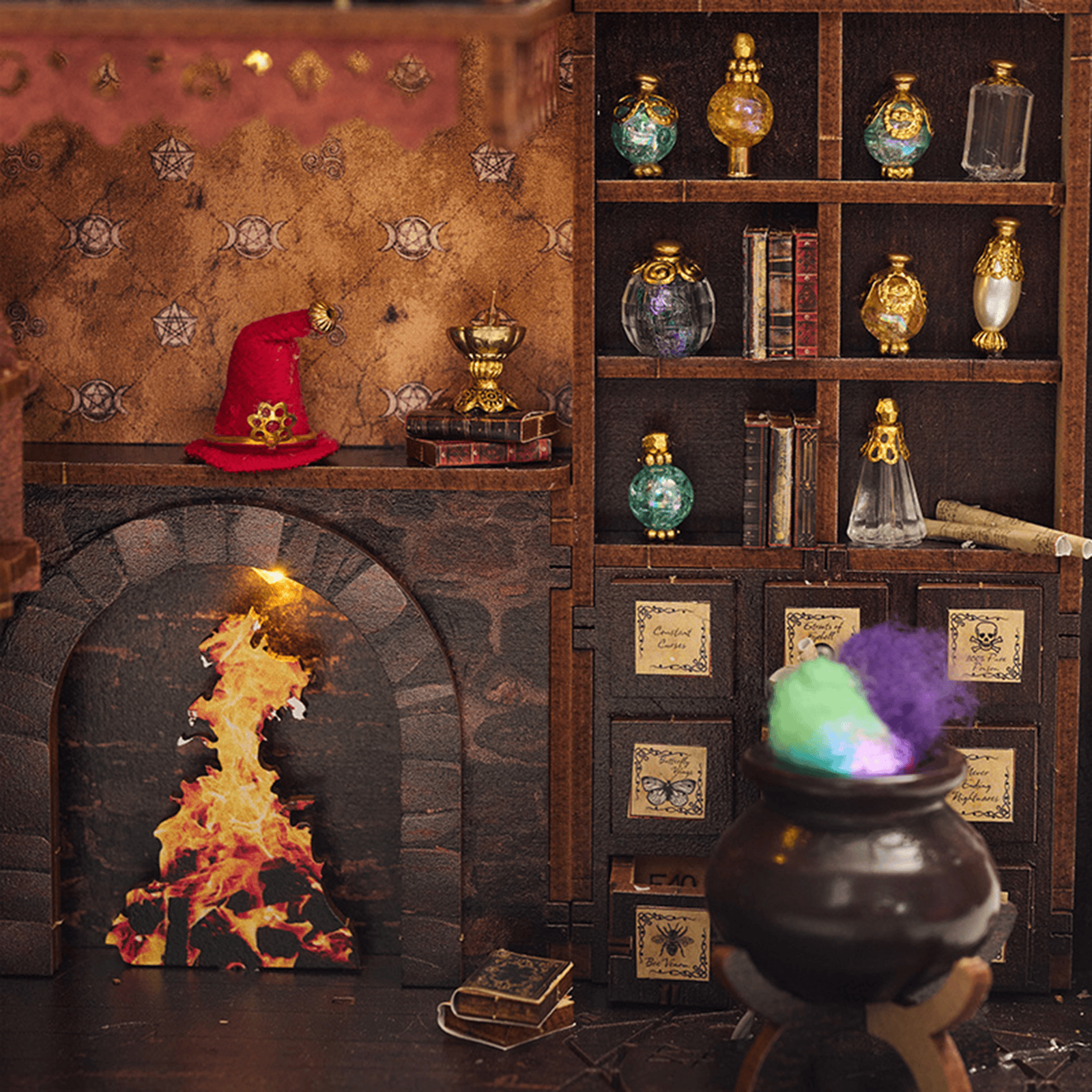 Mystic Theurge's Hut Book Nook - Witch Hut | 240 pcs