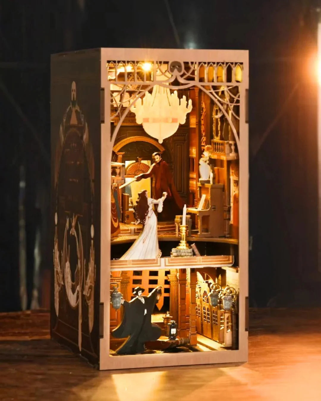 Phantom of the Opera Book Nook - side view