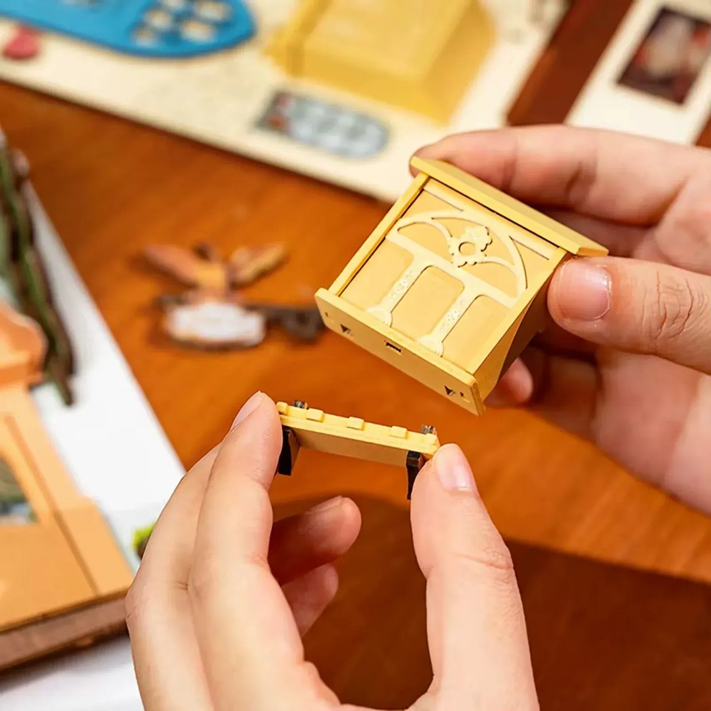 Romantic Venice Book Nook (with Gondola) - 110 pcs