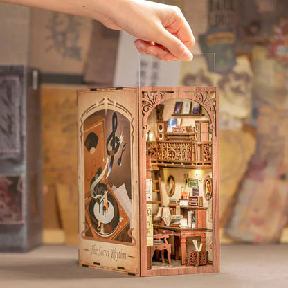 Vintage Music Studio in DIY Book Nook Kit