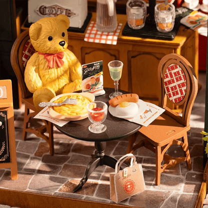 Tipsy Restaurant Miniature House - Corner Bistro | 297 pcs