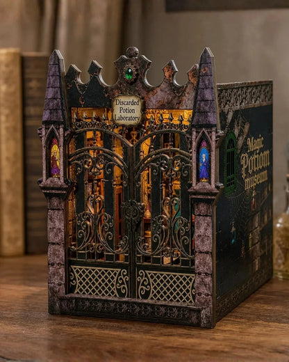 Twilight Potion Book Nook - side view