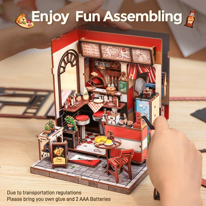 New York Pizzeria in a Miniature House Kit