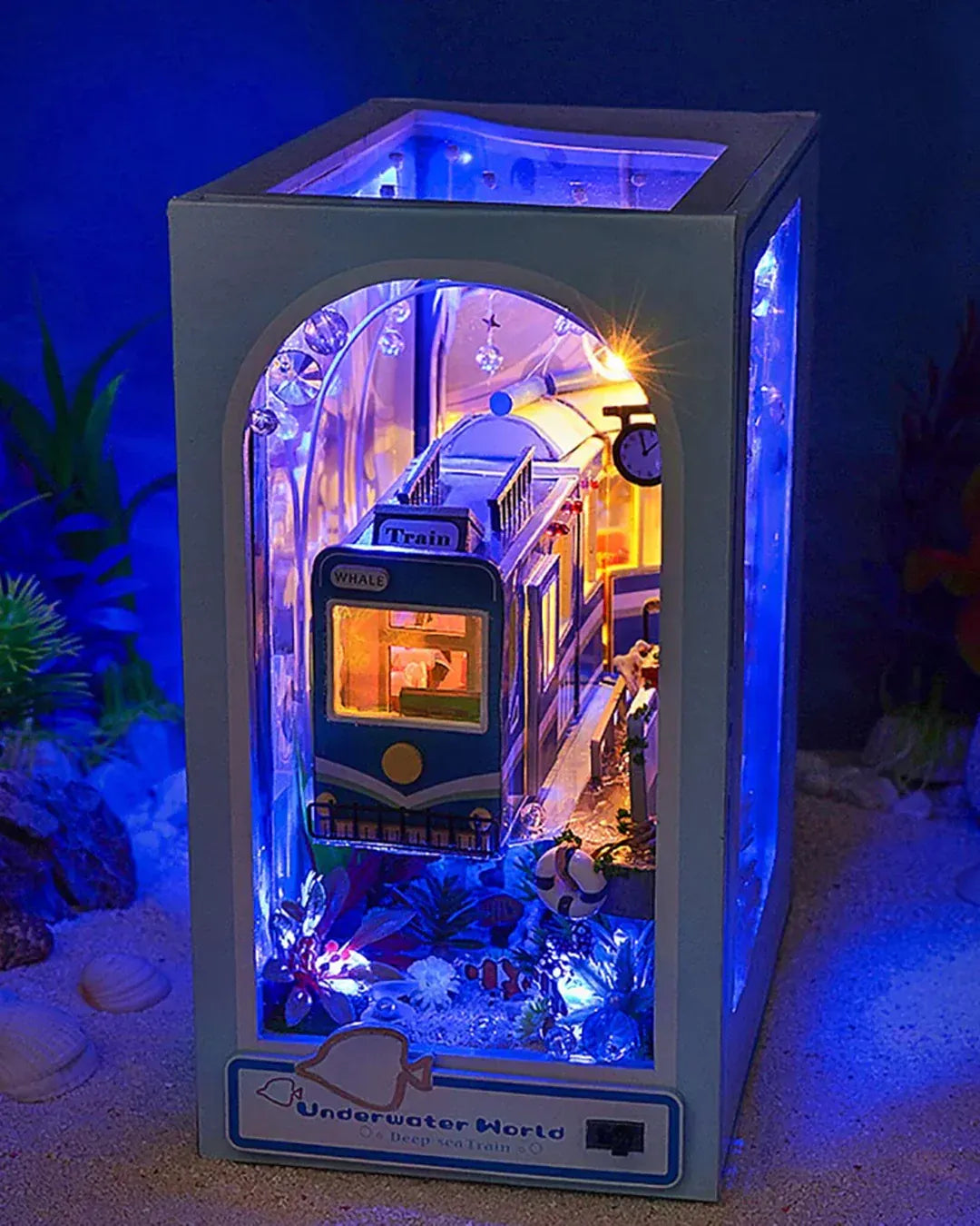 Underwater World Book Nook (with Blue LED & Train)