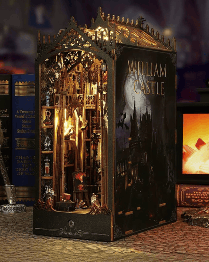 William Castle Book Nook - lit castle